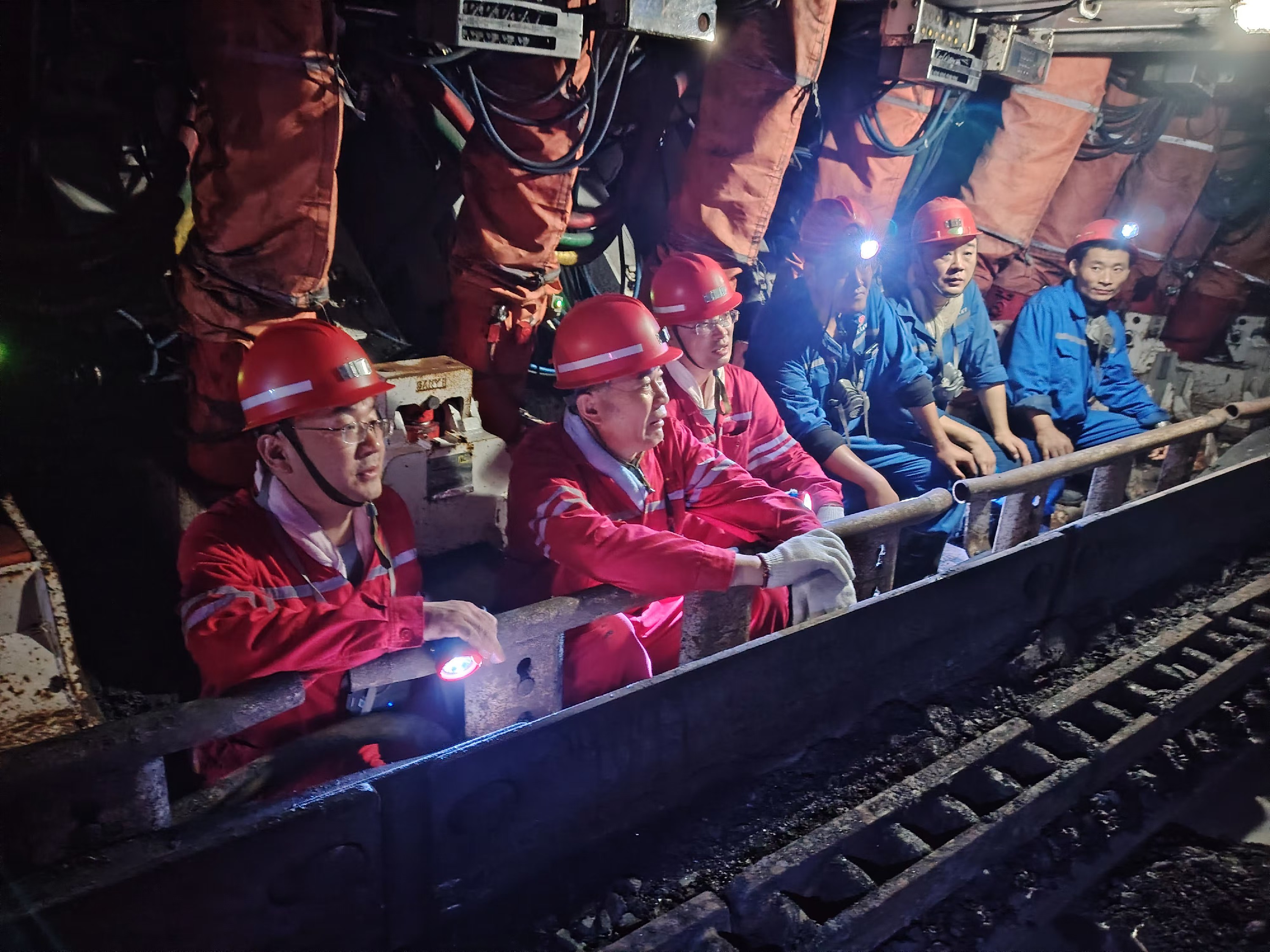 1730371066178179.jpg 1730371066178179.jpg