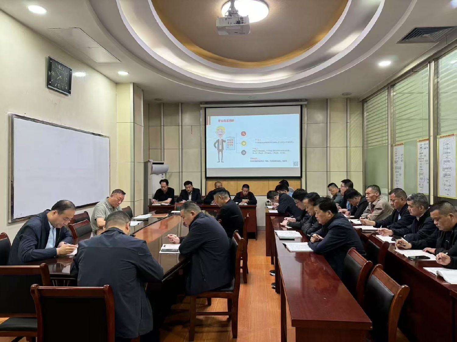 1746000088513516.jpg 1746000088513516.jpg